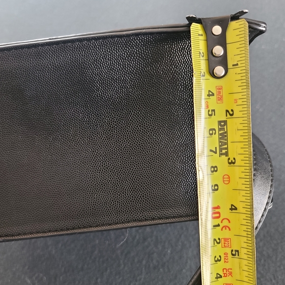 As New! Black Aldo Bag. Gold Hardware - Picture 14 of 16